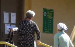 Кому нужно срочно заменить пенсионное удостоверение: ПФУ предупредил стариков