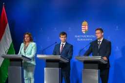 Венгрия заявляет, что Украина загнала ее в безвыходную ситуацию