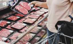 Салко – 190 грн, а філешка – 159: супермаркети перед серпнем оновили ціни на всі види м'яса