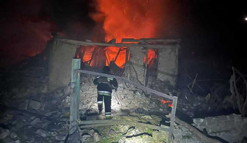 Россия атаковала дронами Харьков: начались пожары, есть пострадавшие (фото)