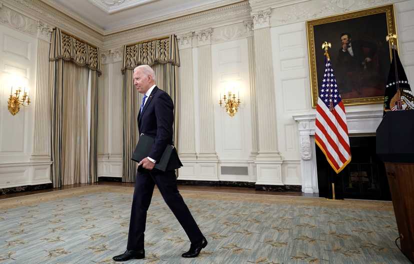 Байден срочно возвращается в Вашингтон: Иран может напасть на Израиль в ближайшее время