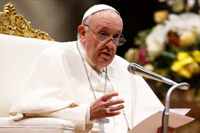 Папа Римський нібито вжив лайку під час засідання з єпископами