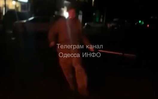Man in military uniform beat girl with crutch in Odesa. Regional TCR and SS launches internal investigation. VIDEO+PHOTOS