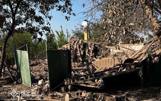 Attack on Druzhkivka in Donetsk region: man’s body was recovered from rubble of private house. PHOTO