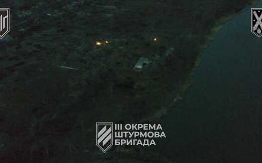 Surviving occupiers flee from artillery strikes of 3rd SAB near Avdiivka. VIDEO