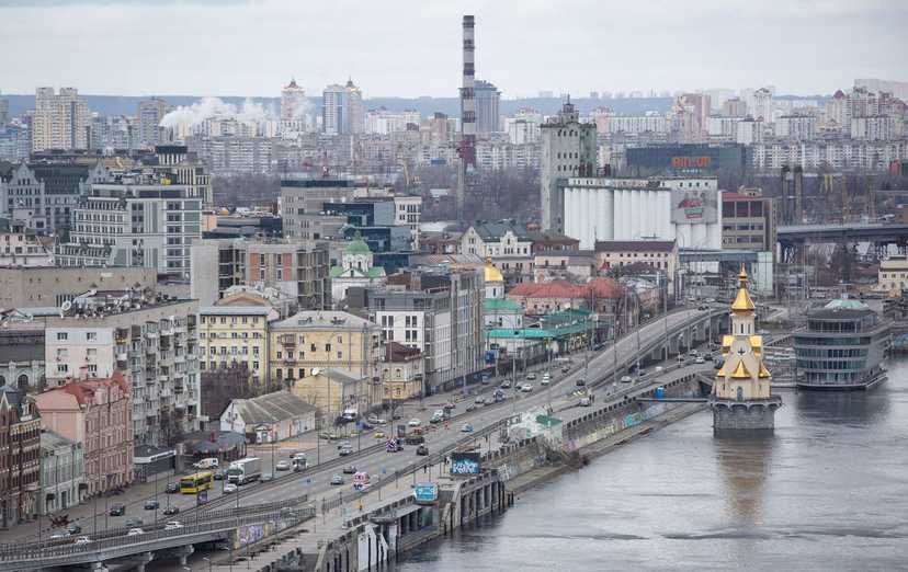 Экономику Украины ждет замедление, - консенсус-прогноз