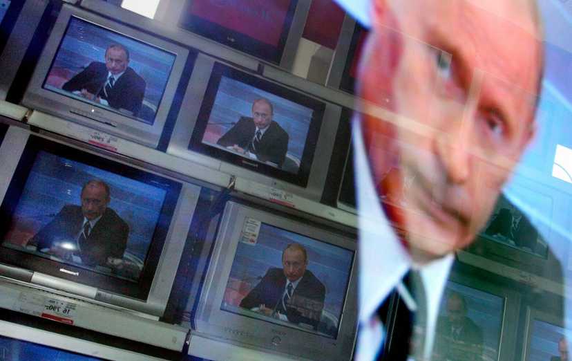 Кремль дал указание на строительство кинотеатров на ВОТ для усиления пропаганды, - ЦНС