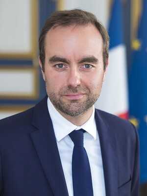 Министры обороны Франции и России провели телефонный разговор, первый с октября 2022 года 