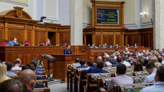 Українців змусять виконувати судові рішення: такі штрафи боржникам не по кишені