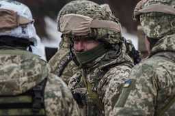 Добровольная мобилизация в Украине: какие у нее преимущества и есть ли возможность выбрать род войск